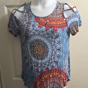 Boho Mandala Cut-Out Sleeve Tee Size L